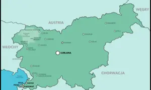 Mapa Słowenii z zaznaczonym wybrzeżem i miastami: Piran, Izola, Koper, Portorož.