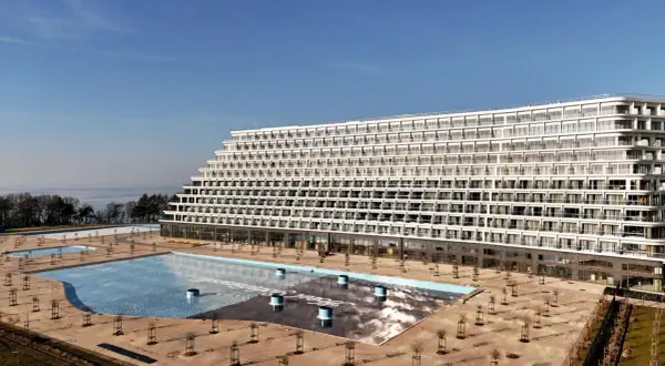 Ile gwiazdek ma hotel Gołębiewski? Sprawdź różnice w standardzie