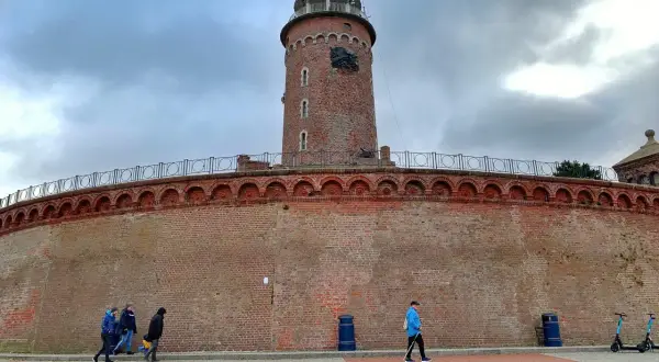 Kołobrzeg co warto zobaczyć: najciekawsze atrakcje i miejsca do odwiedzenia